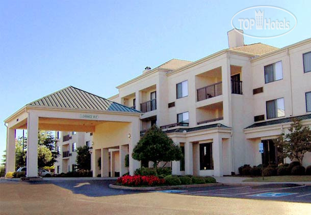 Hotelier's photos Courtyard Bentonville 3*