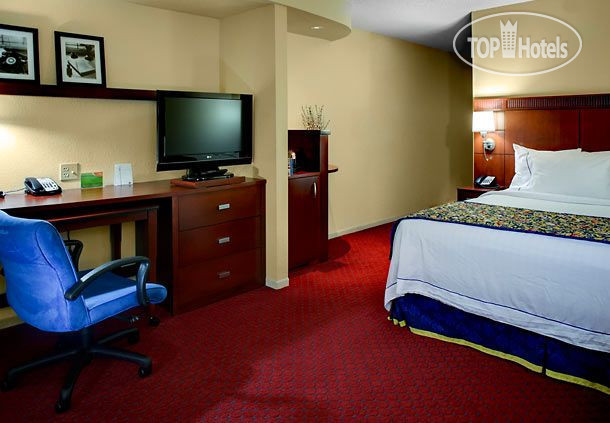 New photos from tourists Courtyard Fayetteville 3*