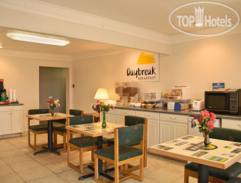 New photos from tourists Days Inn Hope 3*