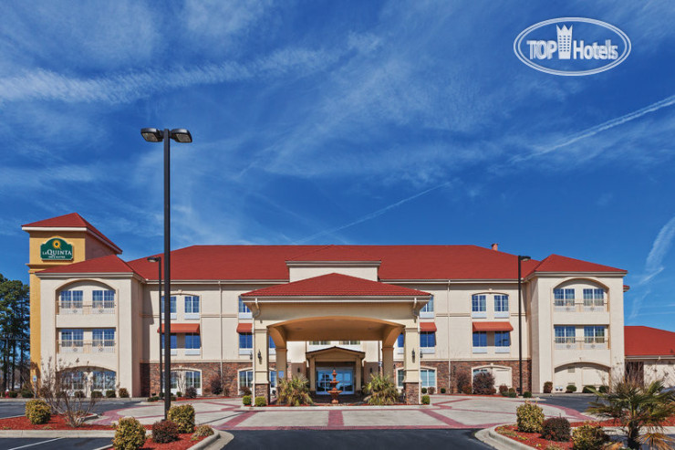 Hotelier's photos La Quinta Inn & Suites Searcy 2*