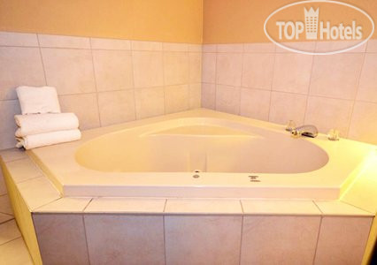 New photos from tourists Clarion Inn Gulfport 2*