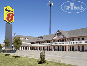 Hotelier's photos Super 8 Moore Oklahoma City Area 2*