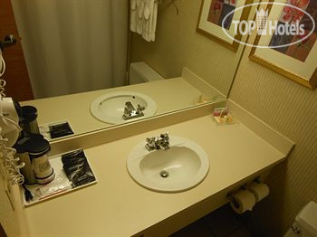 New photos from tourists Holiday Inn Mount Vernon 3*