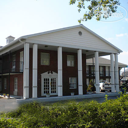 Hotel photo Magnuson Hotel Heritage Inn 2*
