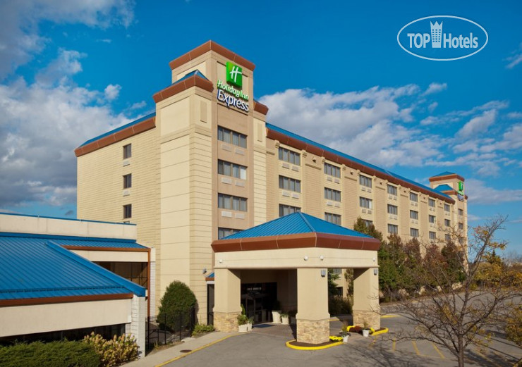 Hotelier's photos Holiday Inn Express Chicago-Palatine N Arlngtn Hts 2*