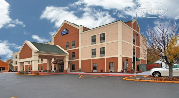 Hotelier's photos Days Inn Harvey 3*