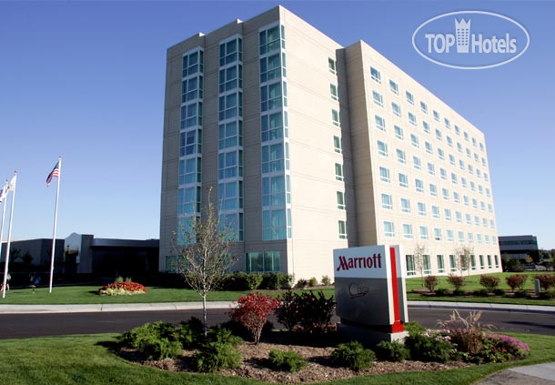 Hotelier's photos Chicago Marriott Southwest At Burr Ridge 3*