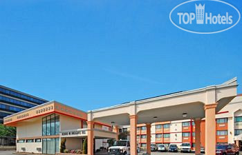Hotelier's photos Best Western at O Hare 2*
