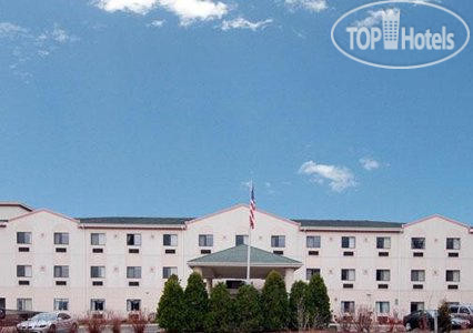 New photos from tourists Comfort Suites Lombard 3*
