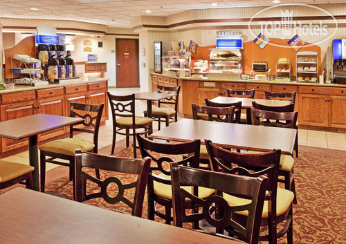 New photos from tourists Holiday Inn Express Hotel & Suites Lincoln North 3*
