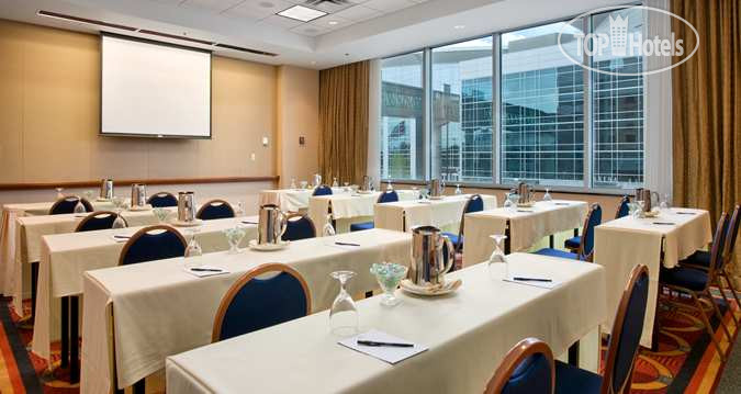 New photos from tourists Hilton Omaha 4*