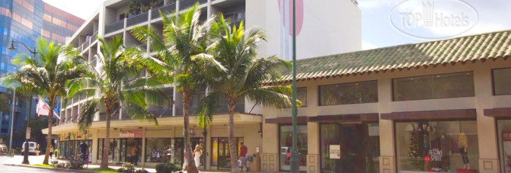 Hotel photo Polynesian Plaza 2*