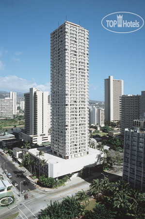 Hotelier's photos Holiday Inn Express Waikiki 3*