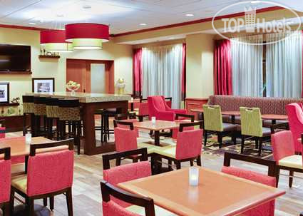 Новые добавленные фото туристов Hampton Inn Emporia 3*