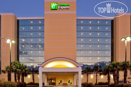 Hotelier's photos Holiday Inn Express Hotel & Suites Va Beach Oceanfront 3*