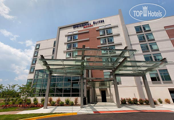 Hotelier's photos SpringHill Suites Alexandria Old Town Southwest 3*