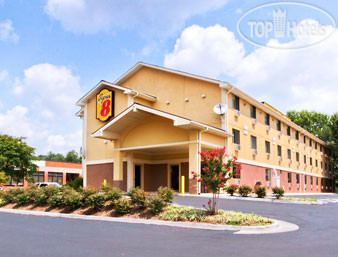 Hotelier's photos Super 8 Charlottesville 2*