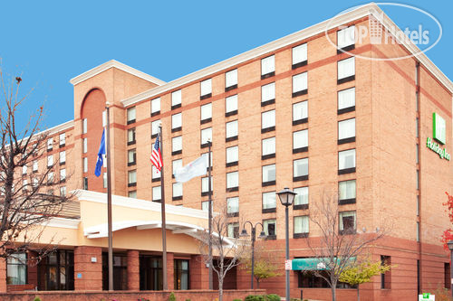 Hotelier's photos Holiday Inn Lynchburg 3*