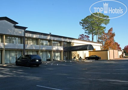 Hotelier's photos Quality Inn Near Hampton Coliseum 2*