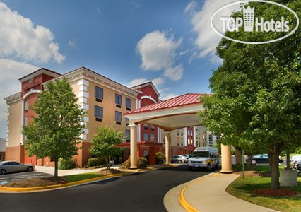 Hotelier's photos Comfort Suites Dulles Airport 2*