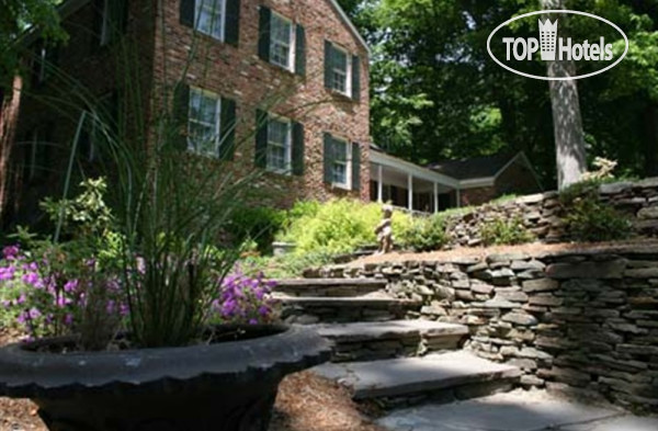 Hotel photo Colonial Gardens Bed & Breakfast 3*