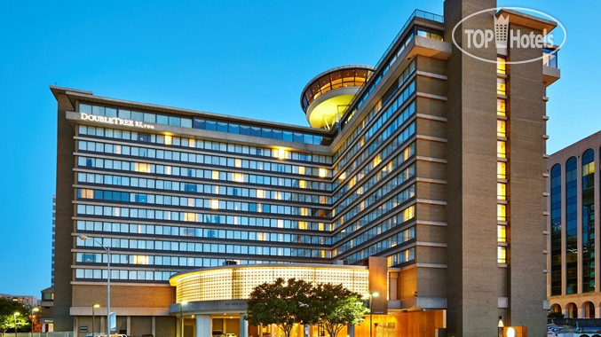 Hotelier's photos DoubleTree by Hilton Washington DC-Crystal City 3*