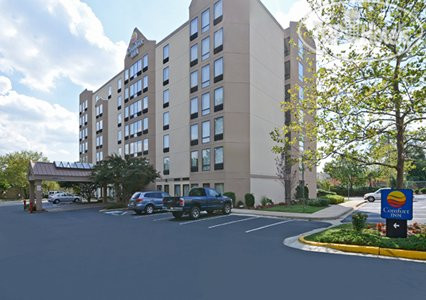 Hotelier's photos Comfort Inn Pentagon City 3*