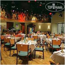 Hotelier's photos Doubletree Guest Suites Times Square 4*