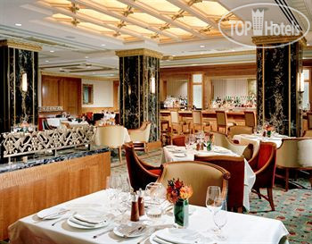 New photos from tourists Waldorf Towers 5*