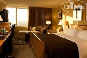 New photos from tourists Sheraton LaGuardia East 3*