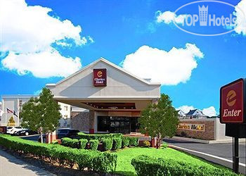 Hotelier's photos Clarion Hotel La Guardia Airport 3*
