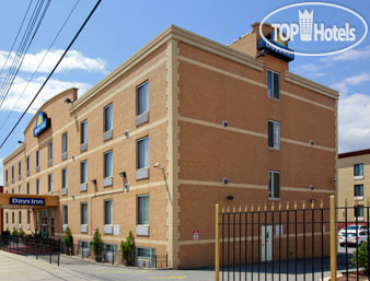 Hotelier's photos Days Inn Jamaica-JFK Airport 2*