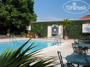 Новые добавленные фото туристов Courtleigh Hotel and Suites 4*