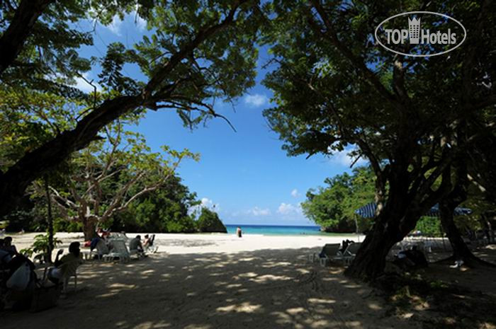 Hotelier's photos Frenchmans Cove Resort 3*