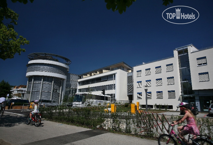 Hotelier's photos AllYouNeed Hotel Klagenfurt 3*
