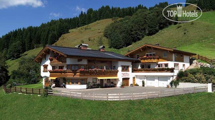 Hotelier's photos Landhaus Saalbach 3*
