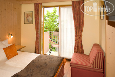 Новые добавленные фото туристов Living Max 4*