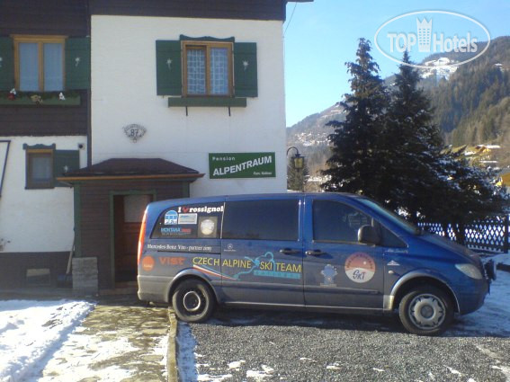 New photos from tourists Alpentraum 3*