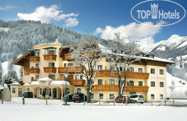 Hotelier's photos Ferienwelt Kristall 4*