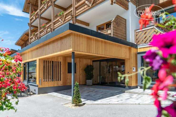 Hotel photo Ferienalm 4*