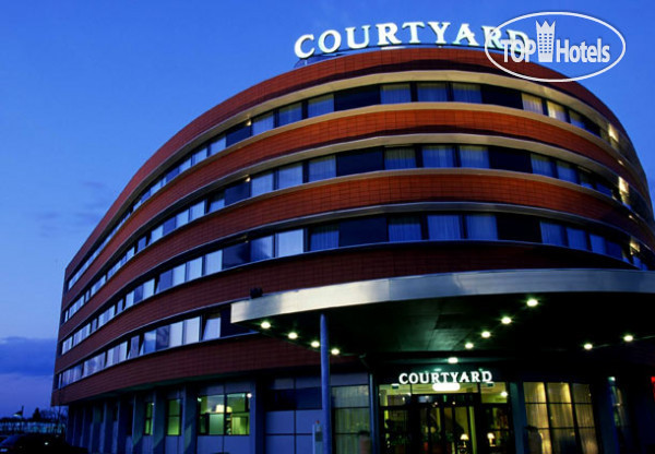 Hotelier's photos Courtyard Graz 4*