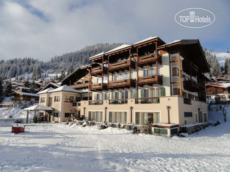 Hotelier's photos Berghotel Der Konigsleitne 4*