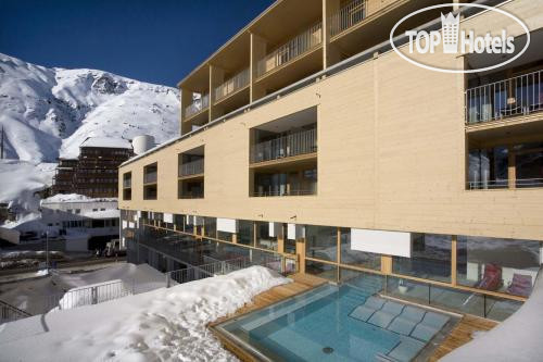 Hotelier's photos Crystal 4*