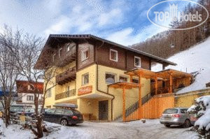 Hotelier's photos Pension Bergkristall 3*