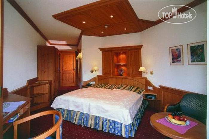 New photos from tourists Hiltpolt Alte Schmiede 4*