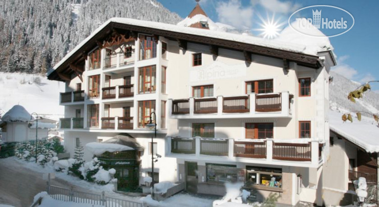 Hotelier's photos Alpina 4*