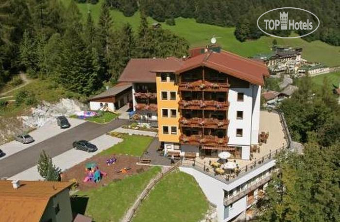 Hotelier's photos Ferienhotel Aussicht 4*