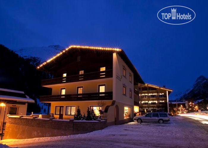 Hotelier's photos Pension Anna 3*