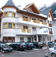 Hotelier's photos Garni Idhof 4*