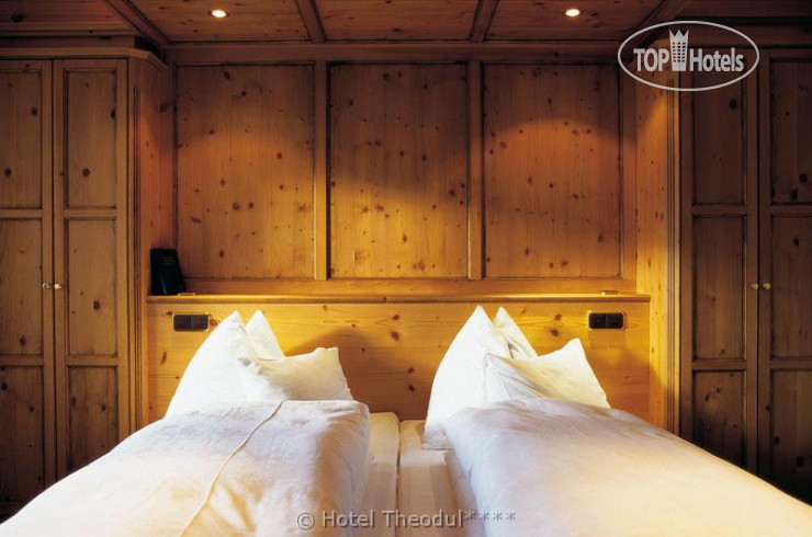 Новые добавленные фото туристов Theodul 4*